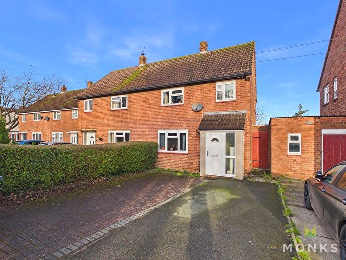 3 Bedroom Semi Detached House For Sale In Monkmoor Road, Shrewsbury, SY2