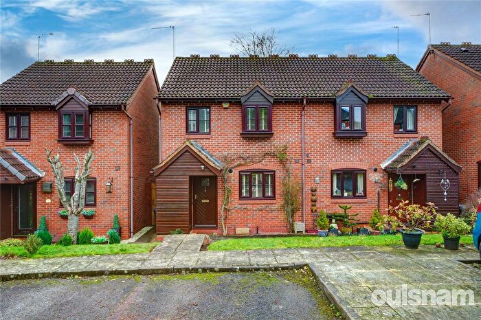 3 Bedroom Semi Detached House For Sale In Coach Cottages, Barnt Green, Birmingham, Worcestershire, B45