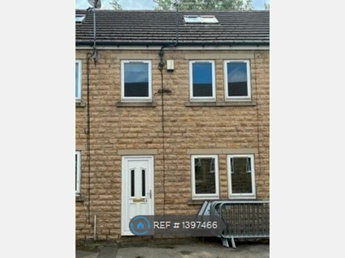 3 Bedroom Terraced House To Rent In Turner Street, Great Houghton, Barnsley, S72