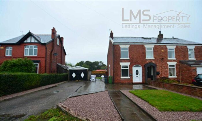 2 Bedroom Semi Detached House To Rent In Middlewich Road, Winsford, CW7