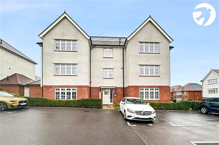 2 Bedroom Flat For Sale In Hildefirth Close, Weldon, Ebbsfleet Valley, Swanscombe, DA10