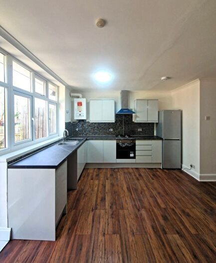 4 Bedroom Terraced House To Rent In Peterborough Road, London, E10