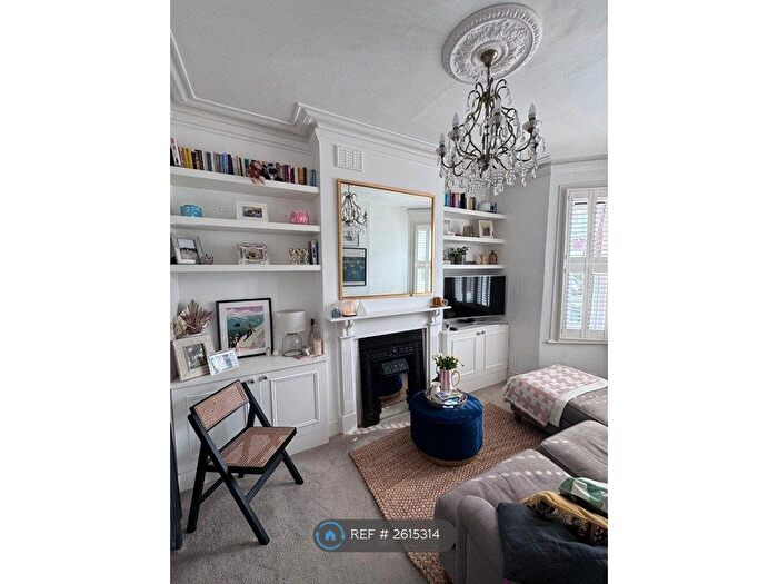 2 Bedroom Flat To Rent In London, London, SE13