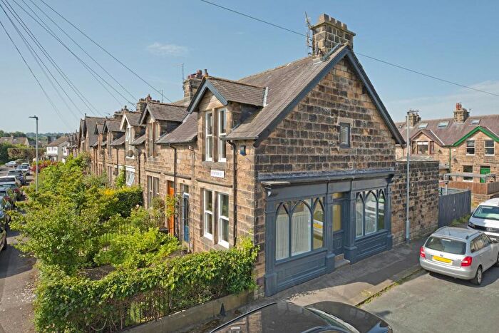 3 Bedroom End Of Terrace House For Sale In Fenton Street, Burley In Wharfdale, LS29
