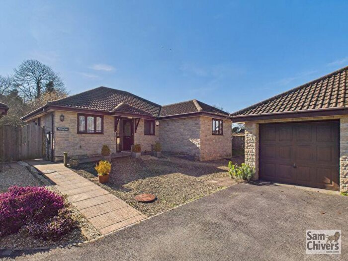 3 Bedroom Detached Bungalow For Sale In Broadway, Chilcompton, BA3