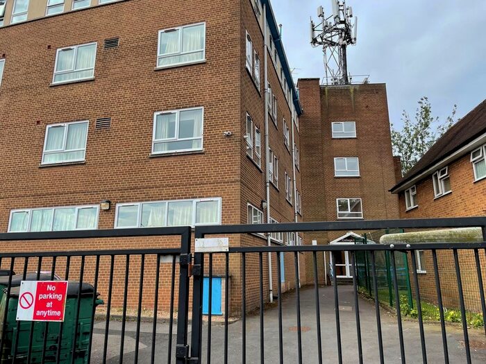 Studio To Rent In Bridge Road, Alum Rock, Birmingham, B8