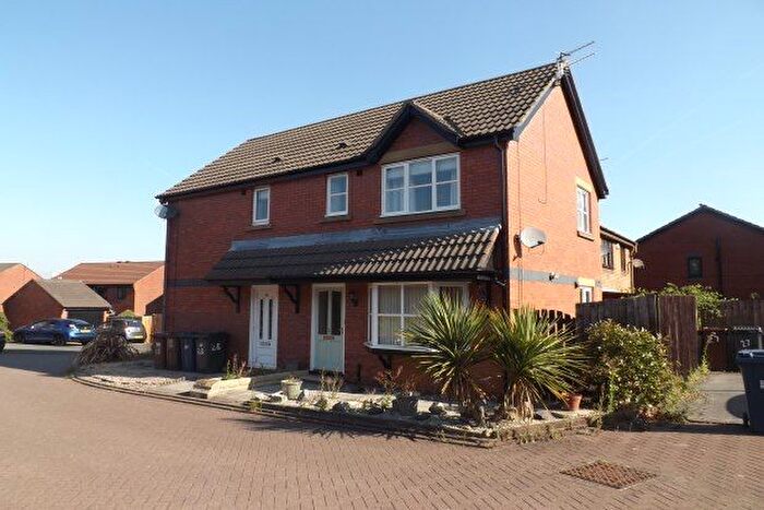 2 Bedroom Property To Rent In Stratfield Place, Leyland, PR25