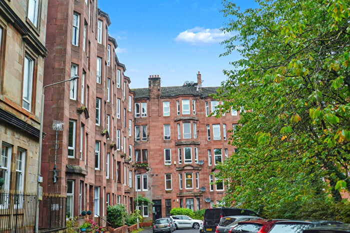 1 Bedroom Flat To Rent In / Springhill Gardens, Shawlands, Glasgow, G41