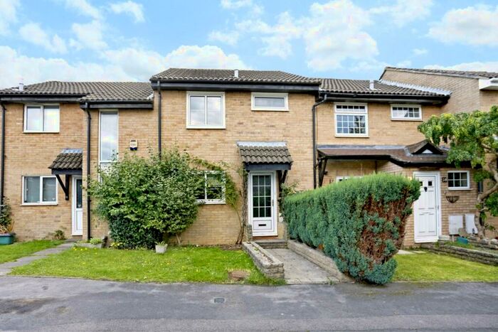 3 Bedroom Terraced House To Rent In Redhouse Close High Wycombe, HP11