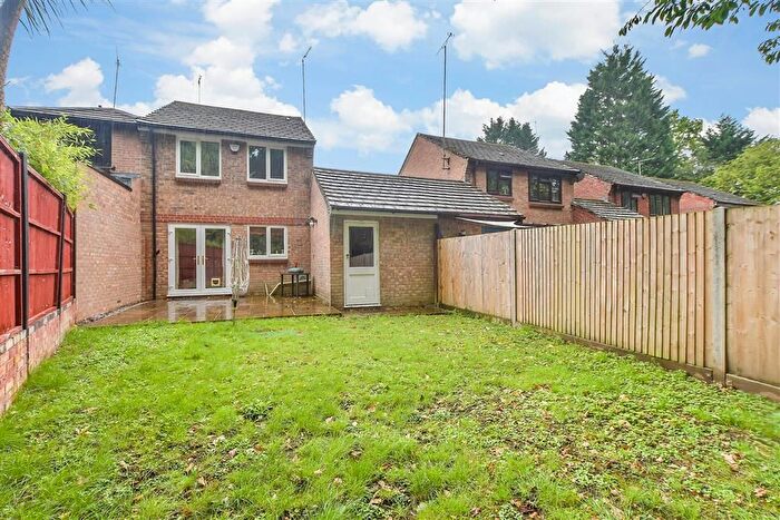 3 Bedroom End Terrace House For Sale In Pevensey Road, Southwater, West Sussex, RH13