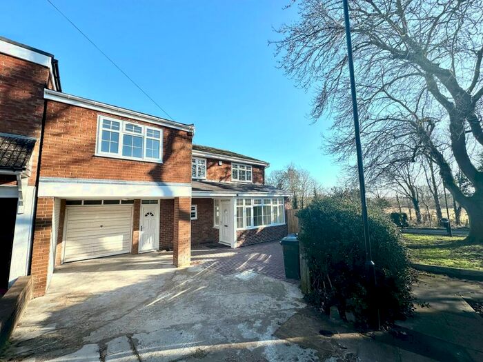 4 Bedroom Detached House To Rent In Buckfast Close, Coventry, CV3