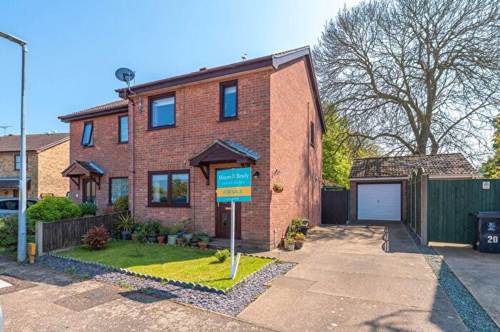 3 Bedroom Semi-Detached House For Sale In Watsons Close, Hopton-On-Sea, NR31