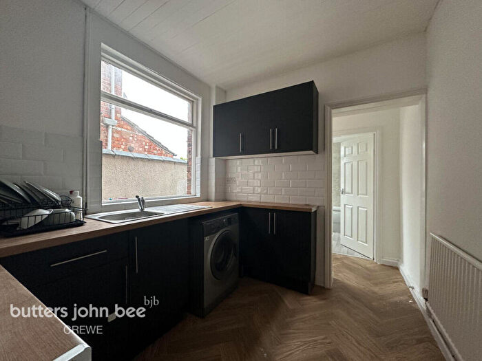 3 Bedroom Terraced House To Rent In Ford Lane, Crewe, CW1