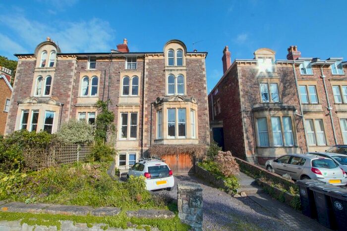 2 Bedroom Apartment To Rent In St Johns Road, Clifton, Bristol, BS8
