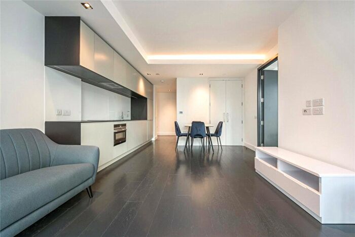 1 Bedroom Flat To Rent In Amory Tower, Marsh Wall, E14