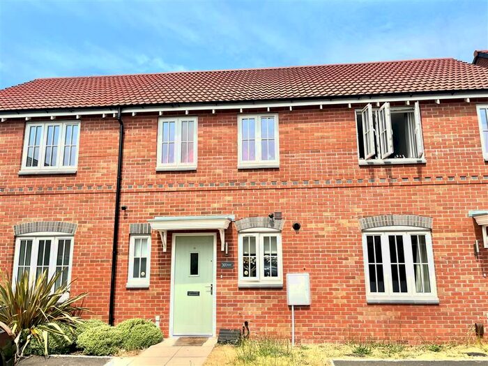 2 Bedroom Property To Rent In Empire Way, Nottingham, NG8