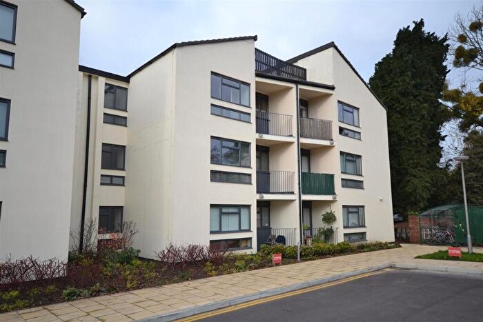 1 Bedroom Apartment To Rent In Field View, Caversham, Reading, RG4