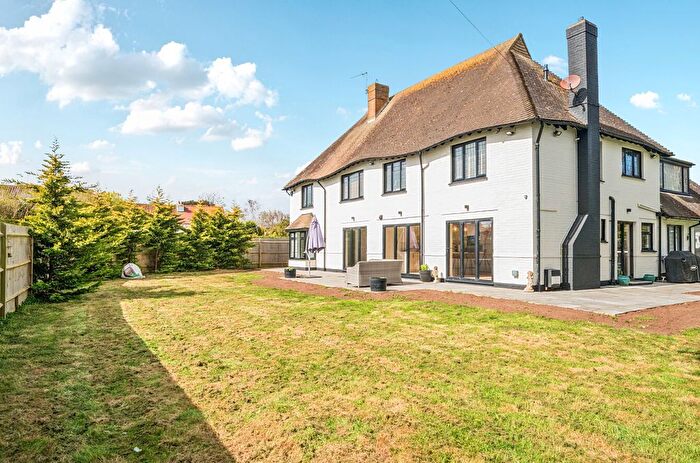 4 Bedroom Detached House For Sale In Ferringham Lane, Ferring, Worthing, BN12