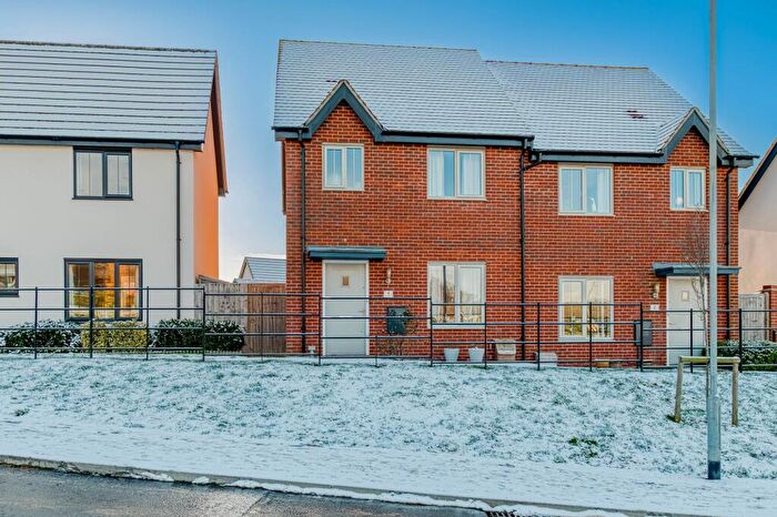 3 Bedroom Semi Detached House For Sale In Coopers Close, Framlingham, IP13