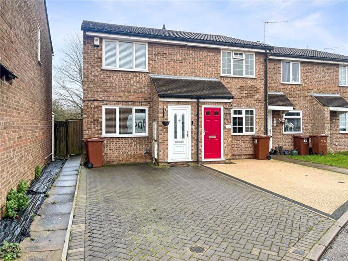2 Bedroom End Of Terrace House For Sale In Croydon Close, Lordswood, Kent, ME5