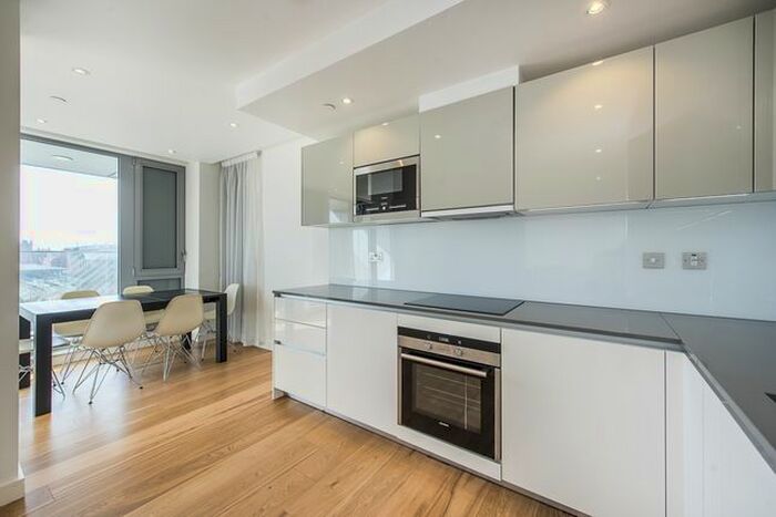 2 Bedroom Flat To Rent In Camley Street, London, N1C