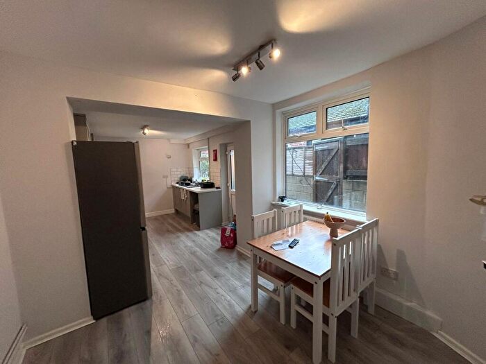 5 Bedroom House To Rent In Derby Grove, Nottingham, Nottinghamshire, NG7