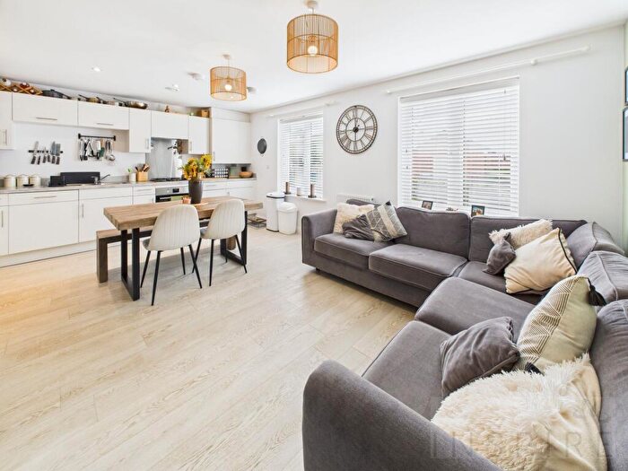 1 Bedroom Apartment For Sale In Giles House, Forge Wood, RH10