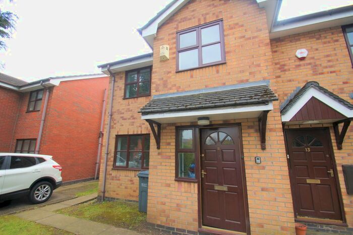 3 Bedroom Mews To Rent In Tagore Close, Longsight, Manchester, M13