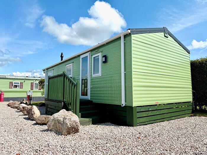 2 Bedroom Mobile/park Home For Sale In Carr Lane, Middleton Morecambe, LA3