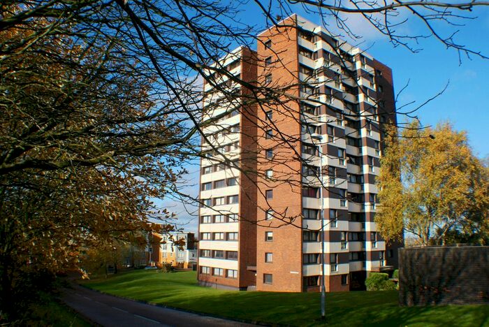1 Bedroom Flat To Rent In Wllerby Court, Low Fell, Gateshead, Tyne & Wear, NE9