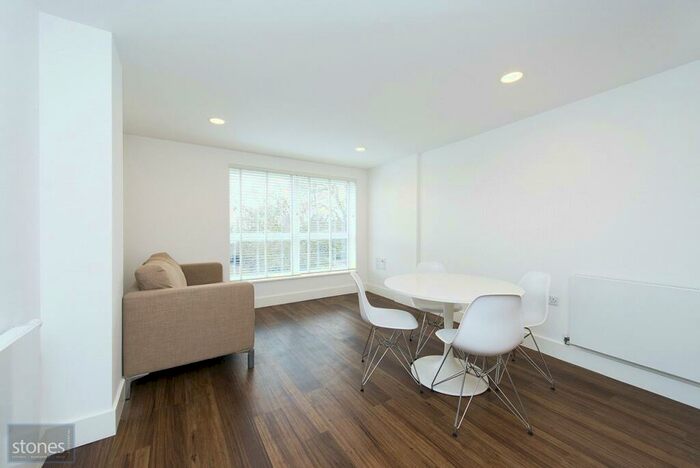 1 Bedroom Property To Rent In Market Road, London, N7