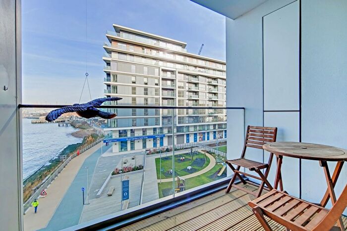 1 Bedroom Flat For Sale In Wyndham Apartments, River Gardens Walk London, SE10