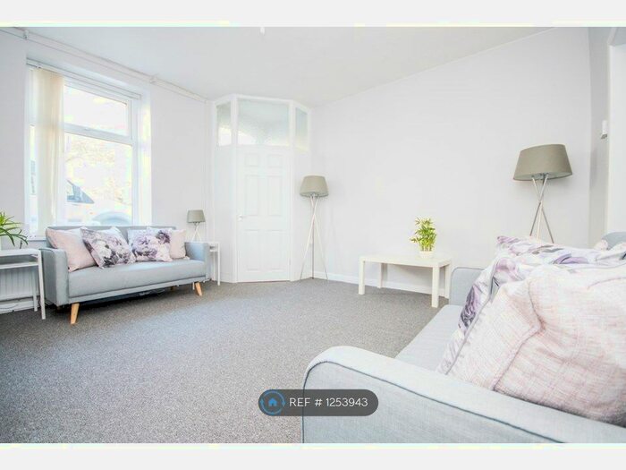 2 Bedroom Terraced House To Rent In Dale Street, Bacup OL13