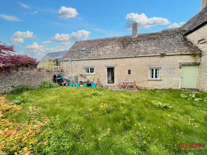 1 Bedroom Cottage For Sale In Birdlip, Cheltenham, GL4