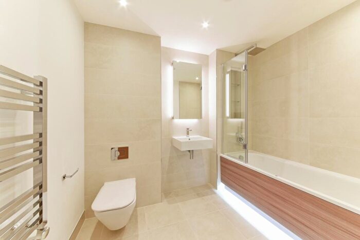 2 Bedroom Flat To Rent In Thonrey Close, Colindale Gardens, Colindale, London, NW9