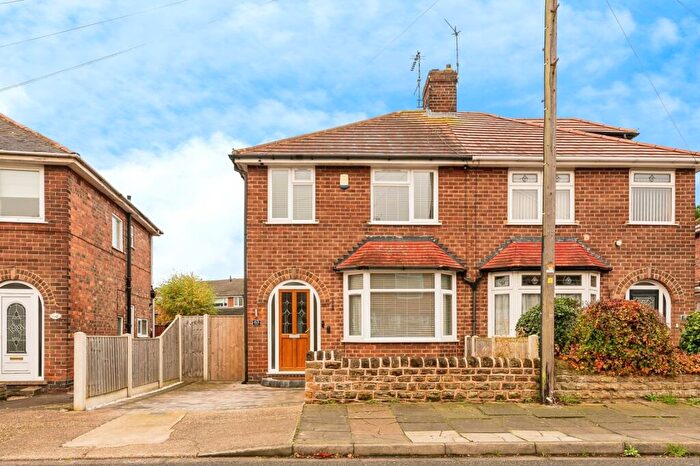3 Bedroom Semi-Detached House For Sale In East Crescent, Beeston, Nottingham, Nottinghamshire, NG9