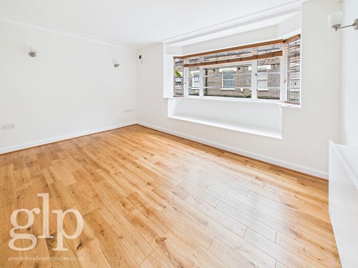 1 Bedroom Flat To Rent In Gower Mews Mansions, Bloomsbury, WC1E