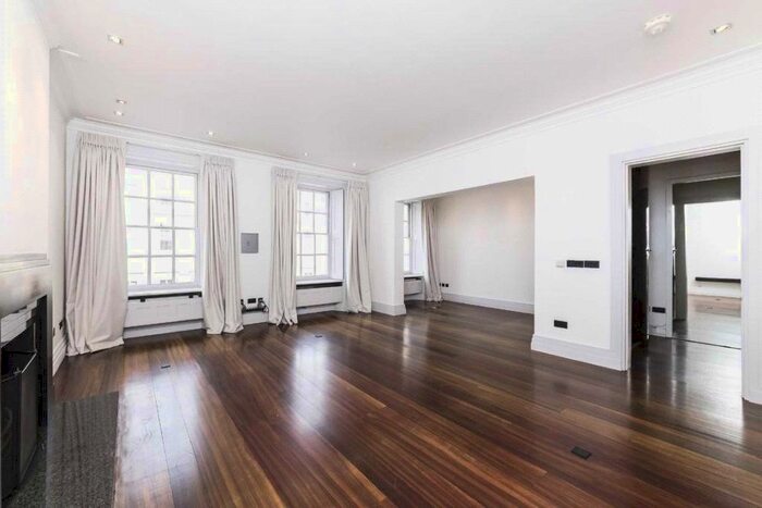 4 Bedroom Flat To Rent In Eaton Place, Belgravia, London, SW1X