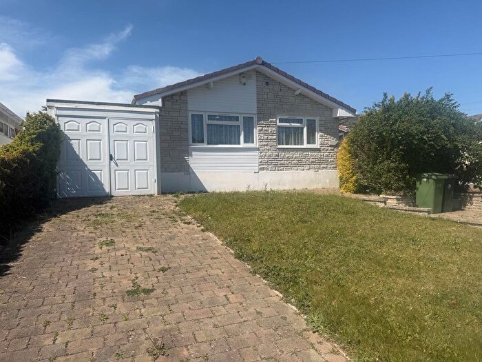3 Bedroom Detached Bungalow For Sale In Oakbury Drive, Preston, Weymouth, Dorset, DT3
