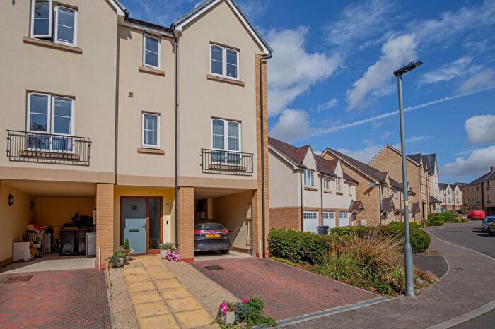 4 Bedroom End Of Terrace House For Sale In Sir Bernard Lovell Road, Malmesbury, SN16