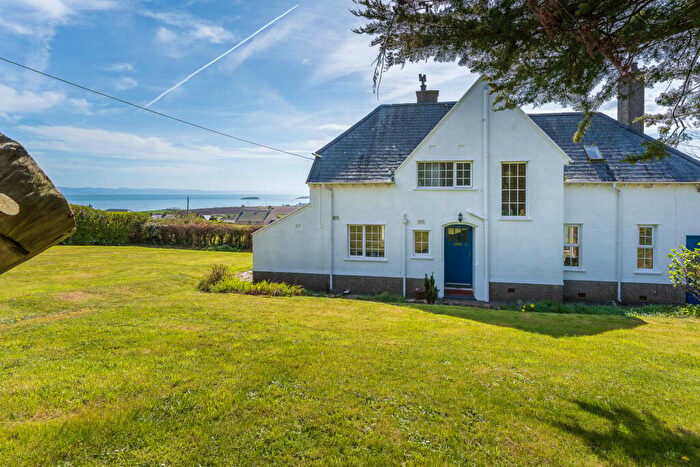 4 Bedroom Detached House For Sale In Mynytho, Pwllheli, LL53