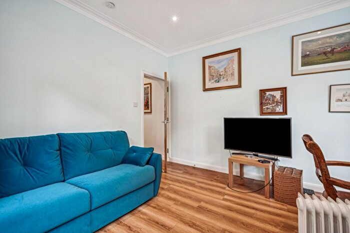 1 Bedroom Flat For Sale In Weymouth Street, W1G