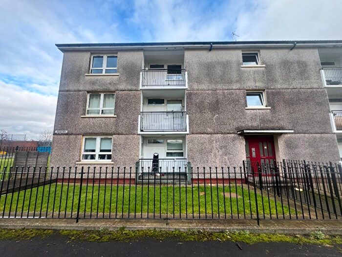 4 Bedroom Flat To Rent In Potter Path, Glasgow, G32