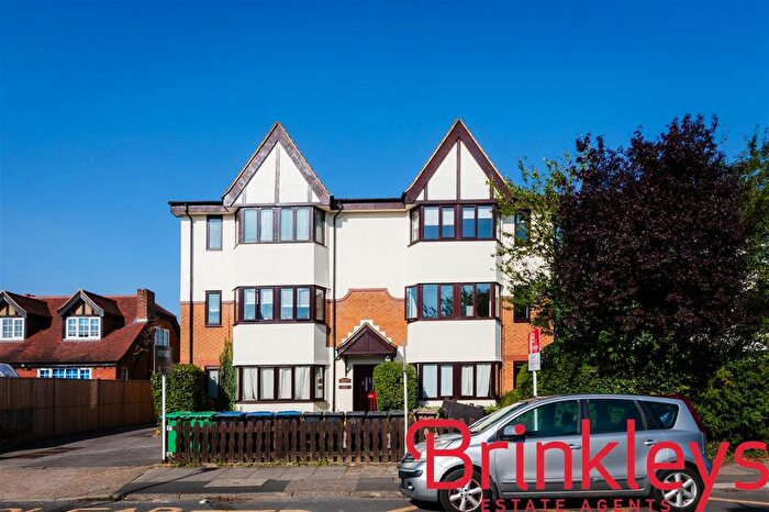2 Bedroom Flat To Rent In The Croft, Westbury Road, London, KT3