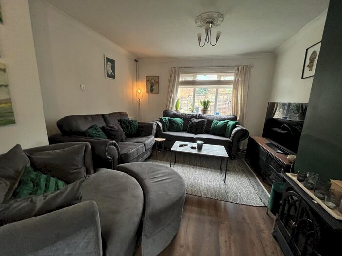 3 Bedroom House To Rent In Welsh House Farm Road, Birmingham, B32
