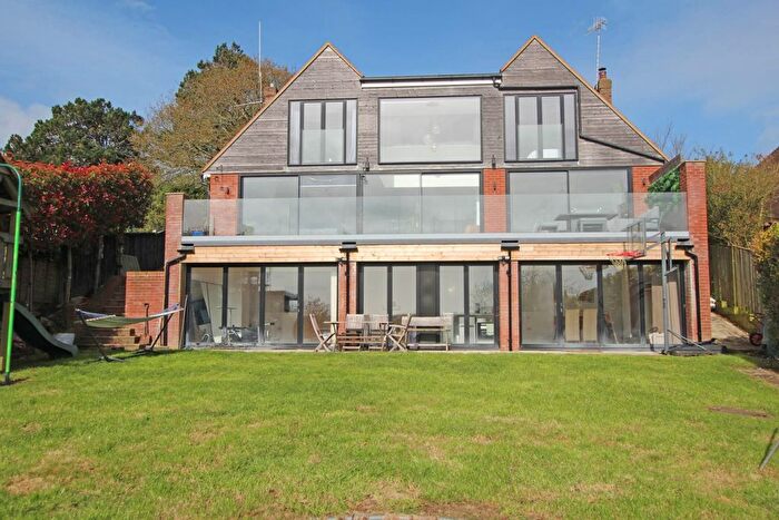 4 Bedroom Detached House For Sale In The Brow, Friston, BN20