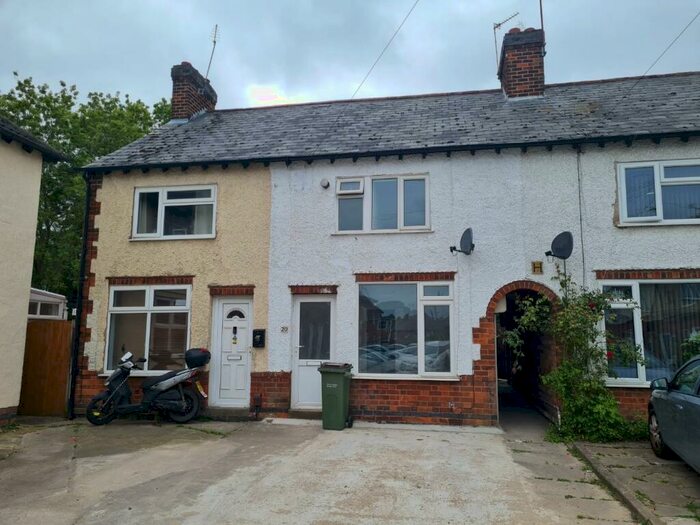 3 Bedroom House To Rent In Arnold Avenue, Wigston, LE18