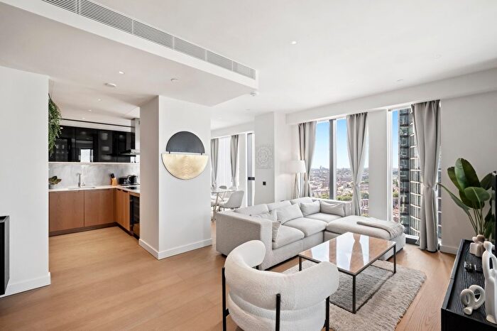 3 Bedroom Flat To Rent In River Park Tower, Nine Elms Lane, SW8
