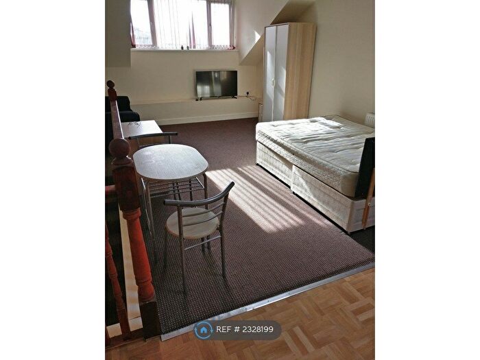 Studio To Rent In Manningham Lane, Bradford, BD8