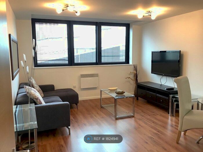 2 Bedroom Flat To Rent In Mann Island, Liverpool, L3